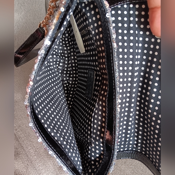 Kate Spade Black and Silver Sequin Crossbody Bag EUC - Picture 3 of 10